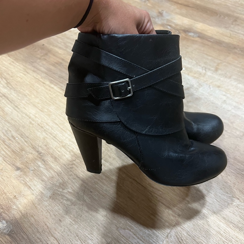 madden girl booties -size 7